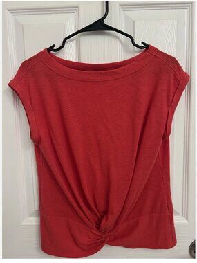 Liverpool Los Angeles Cute Coral Twist Front Top Size XS